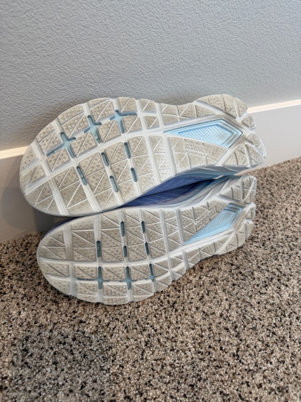 Hoka Mach 5  profly+ Women's Lavender Running Shoes with Pink Laces size 9.5 - Picture 5 of 6